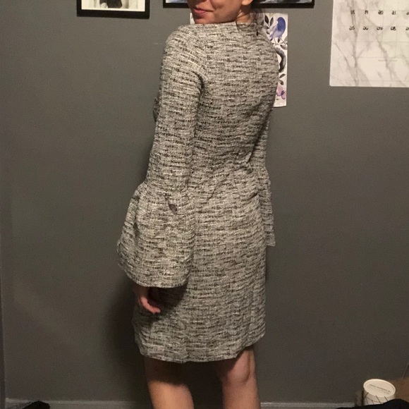 Banana Republic Bell Sleeve Dress - Picture 7 of 8